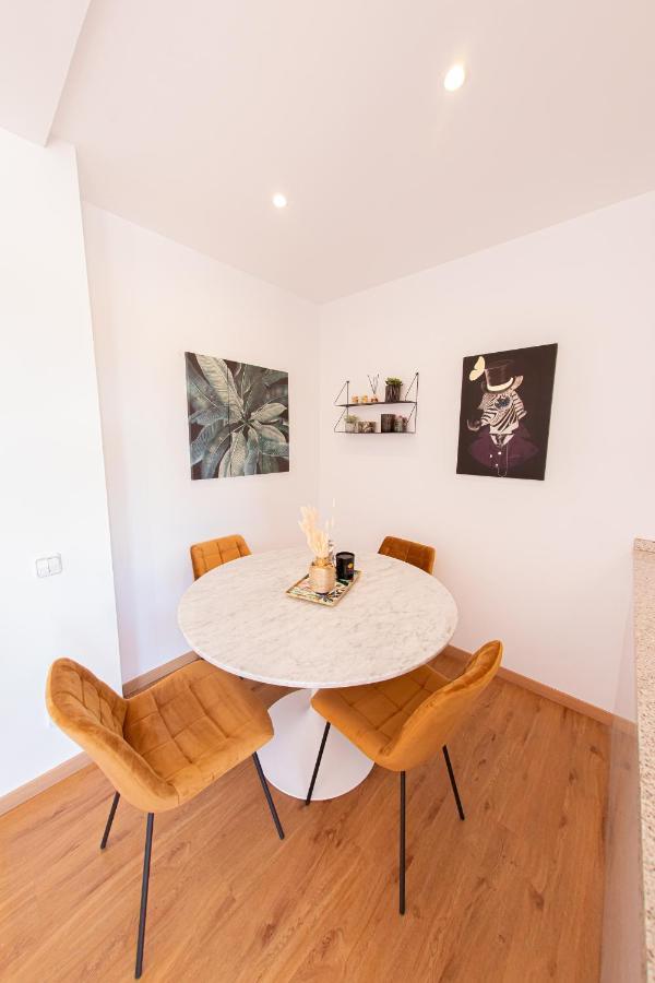 Awesome Apartment In Golden Mile/2Bed/Senorio Marb Marbella Esterno foto