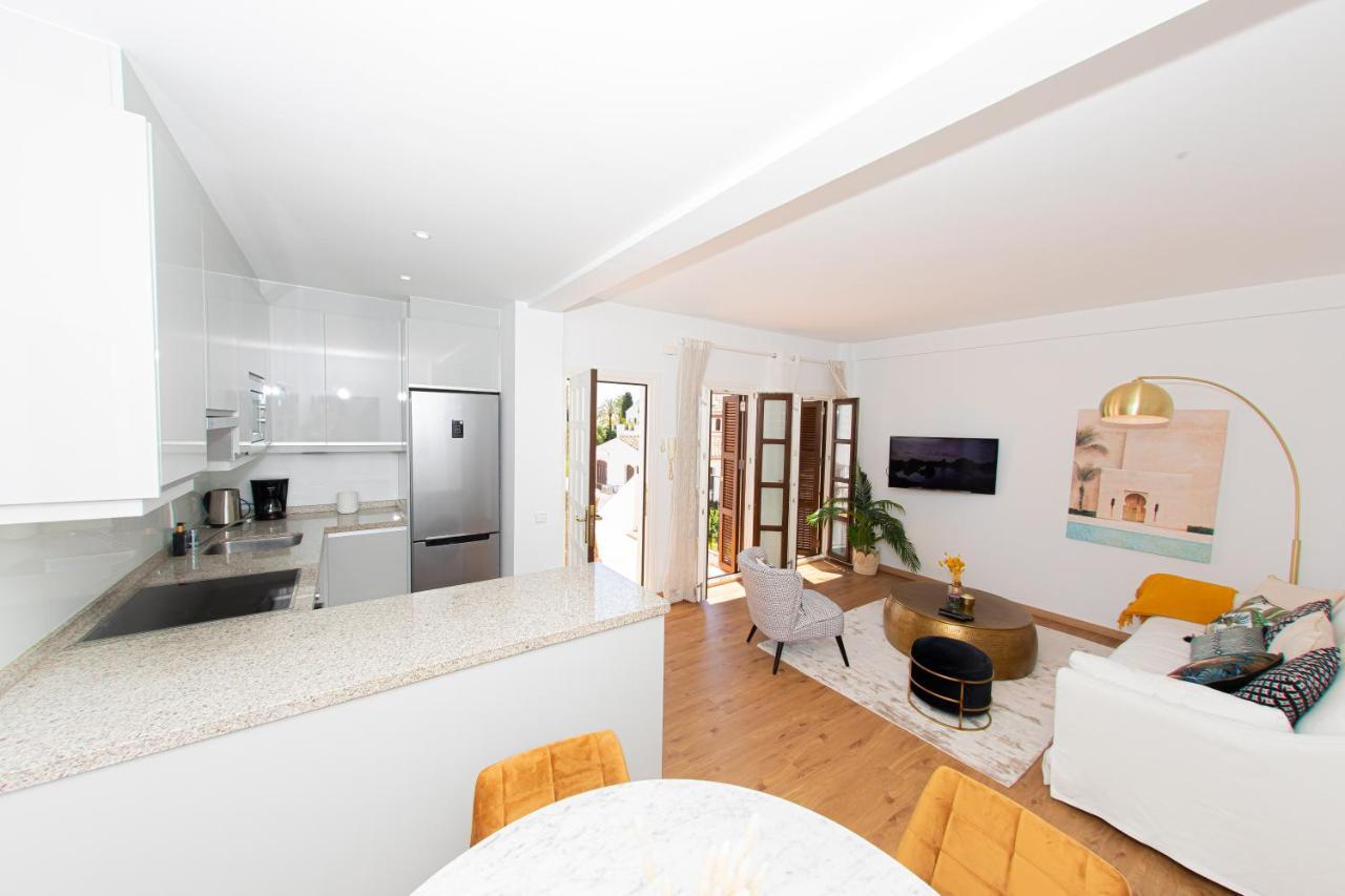 Awesome Apartment In Golden Mile/2Bed/Senorio Marb Marbella Esterno foto