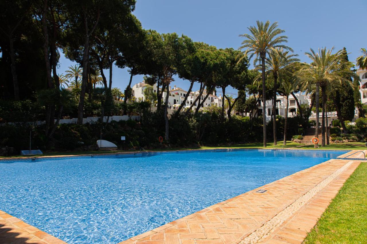 Awesome Apartment In Golden Mile/2Bed/Senorio Marb Marbella Esterno foto
